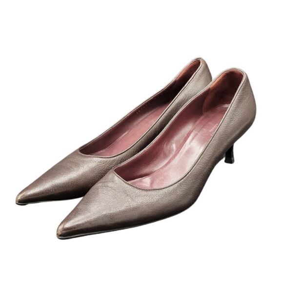 Gucci Shoes - Gucci Women’s Closed Toe Heels